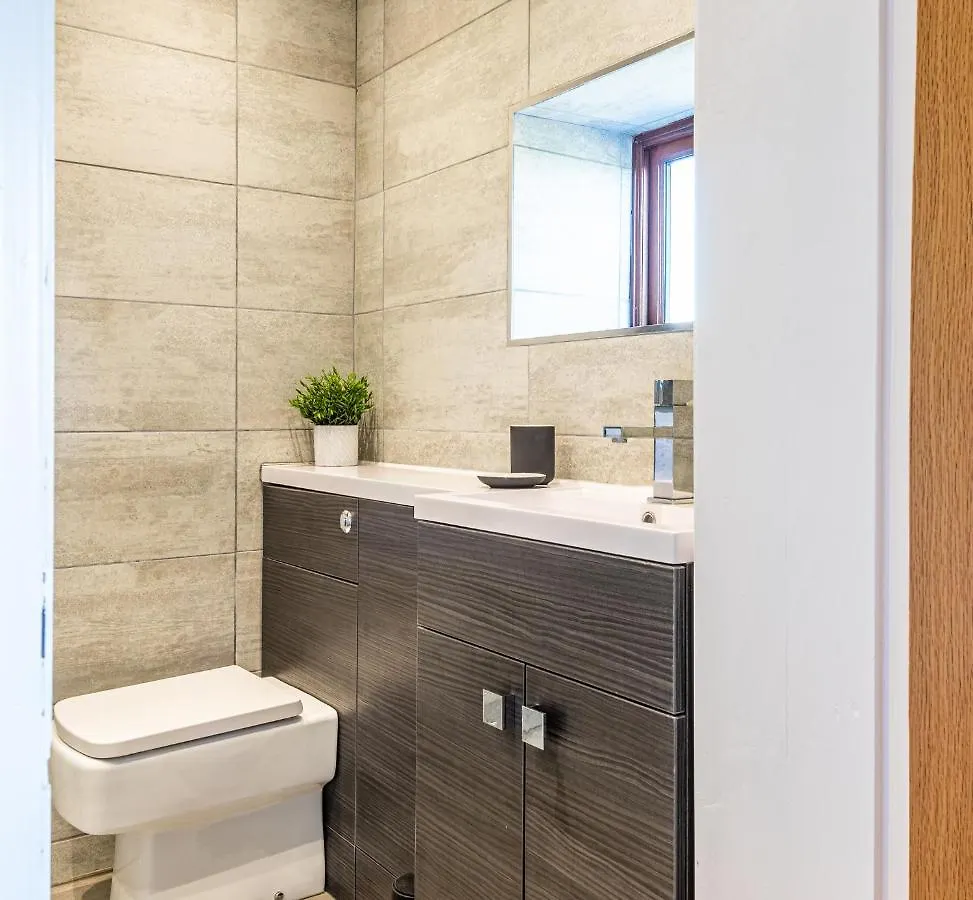No1 Little Barrow Barns - Sleeps 10 Villa Chester Holiday home